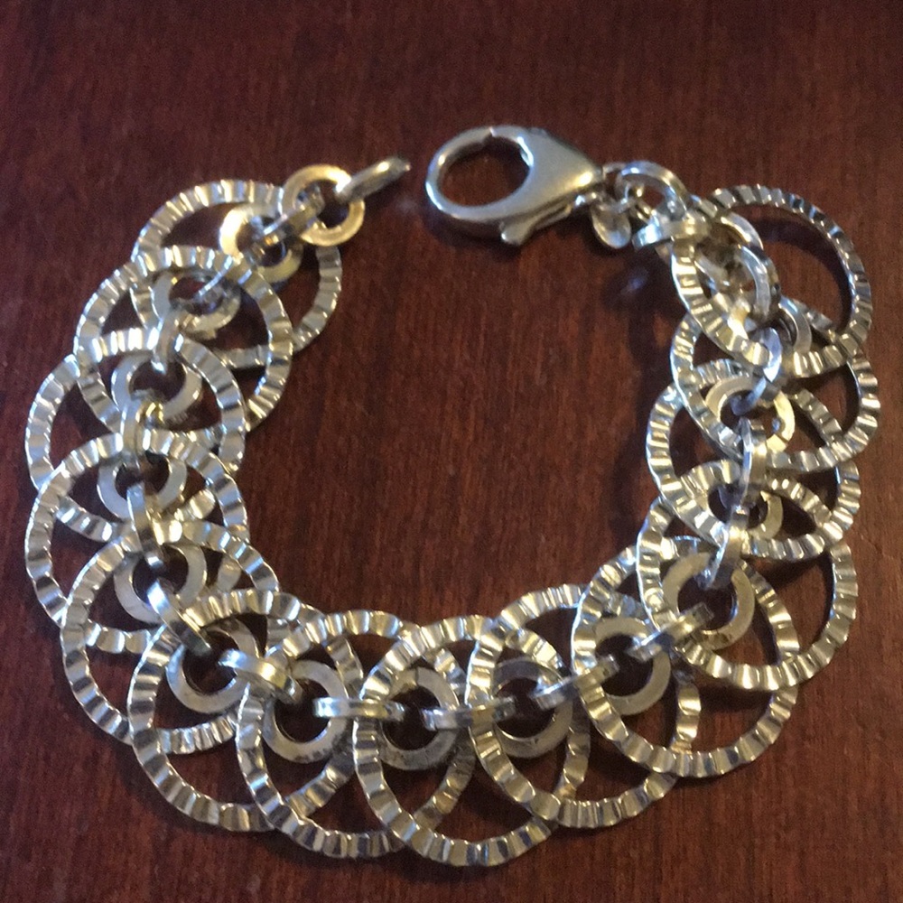 Sterling Silver Circle Bracelet - Very Unique!